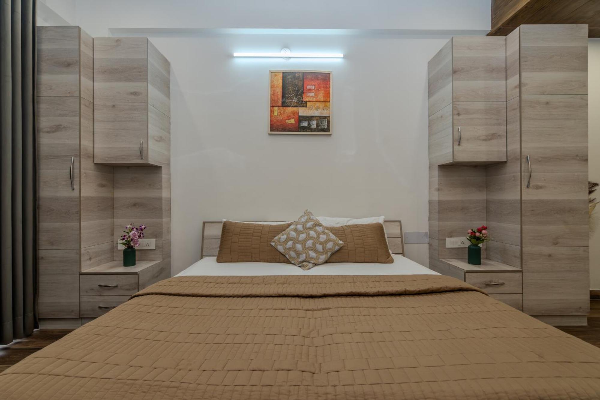 Stay Studio Hotel & Residences Гургаон Екстериор снимка