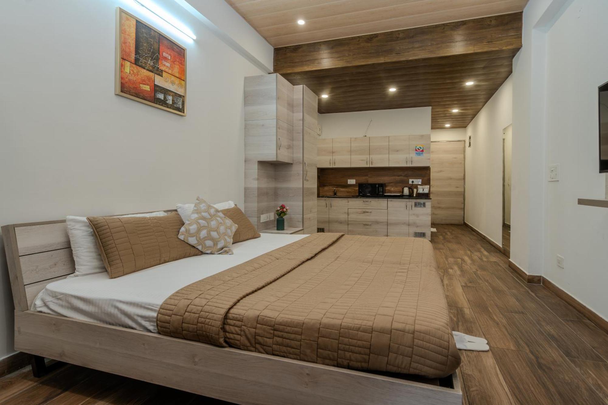 Stay Studio Hotel & Residences Гургаон Екстериор снимка
