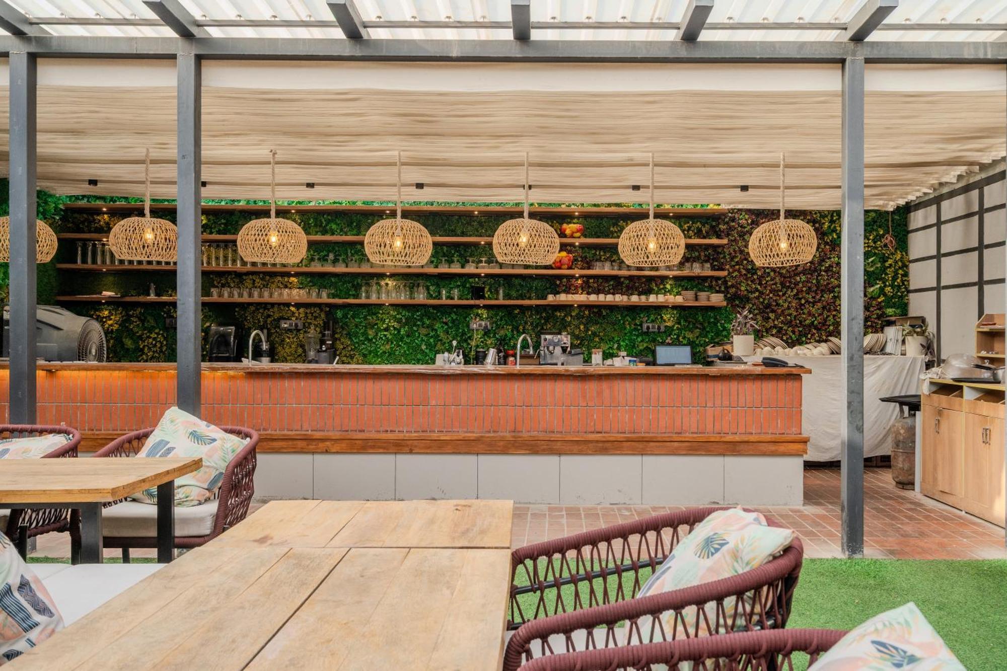 Stay Studio Hotel & Residences Гургаон Екстериор снимка