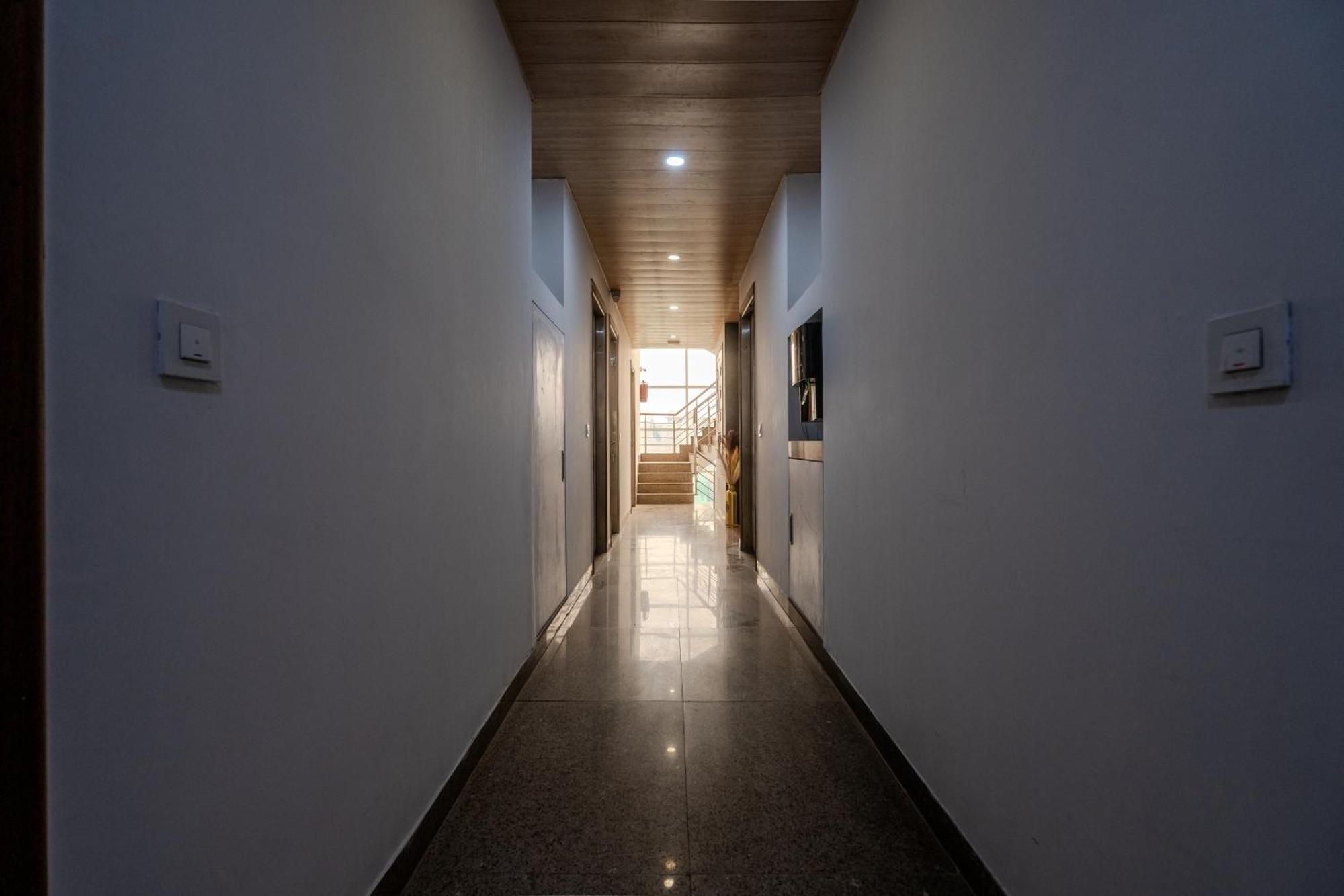 Stay Studio Hotel & Residences Гургаон Екстериор снимка